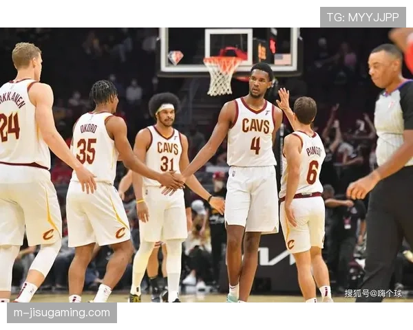 加兰莫布利缺阵，骑士泰森首发表现成阵容调整关键