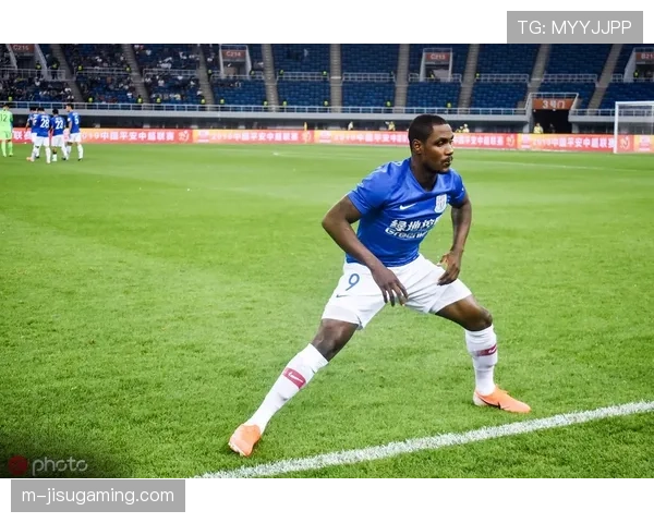 升班马辽宁铁人备战情况：引援力度大，目标保级