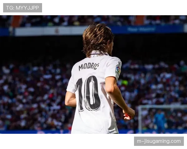 莫德里奇绝杀的技术细节：39岁中场的空间阅读能力